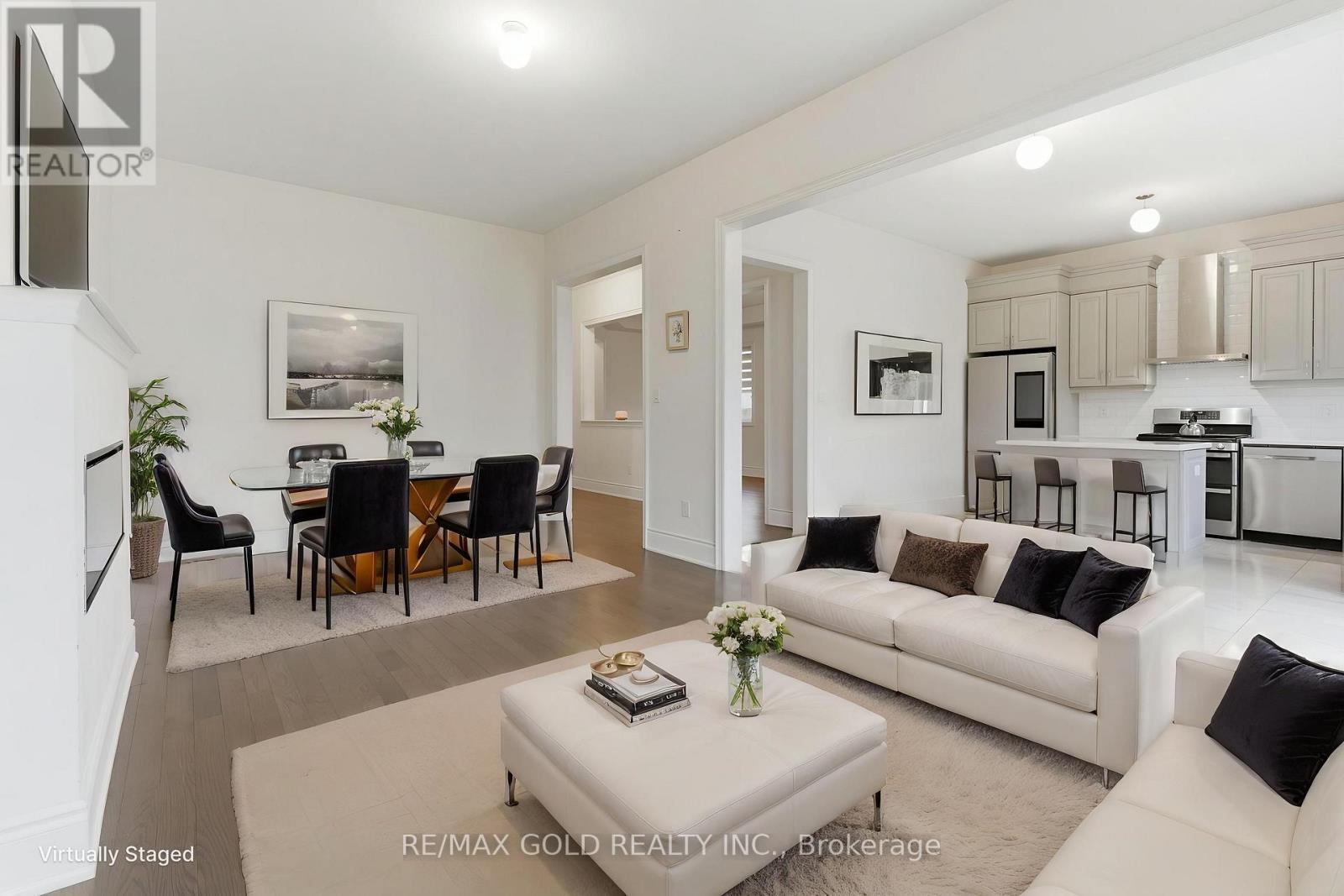 32 Dotchson Avenue, Caledon, Ontario  L7C 4G6 - Photo 5 - W13097154