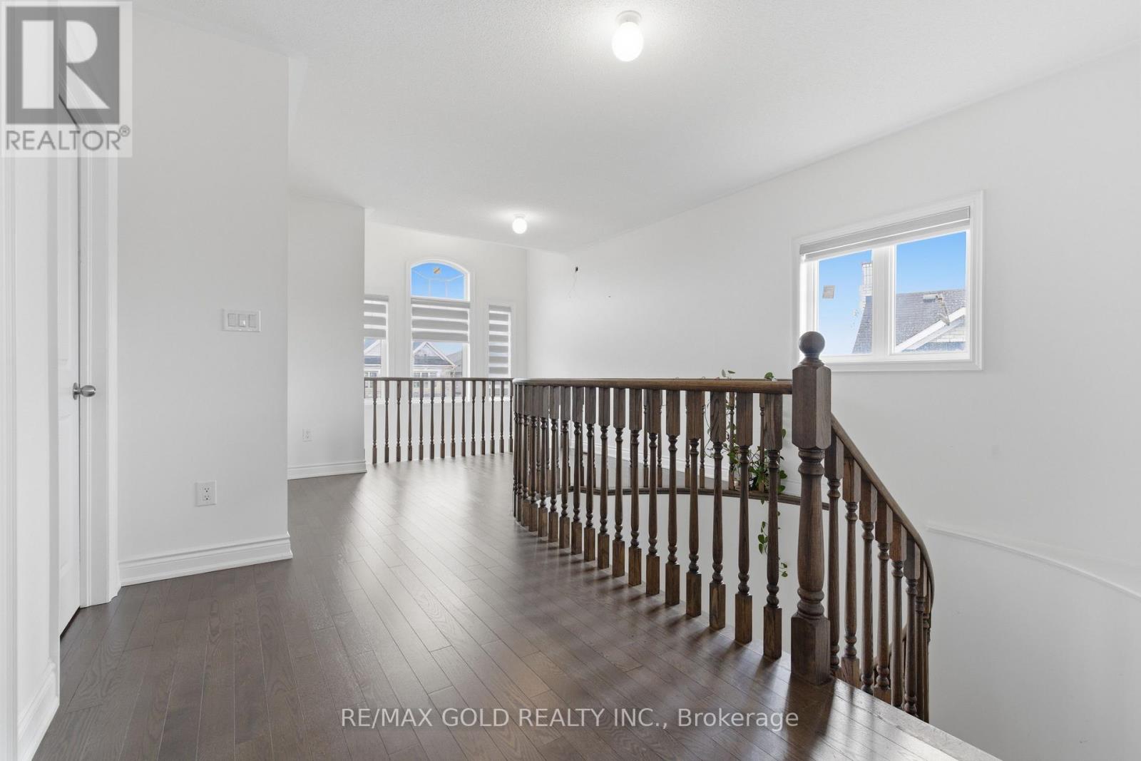 32 Dotchson Avenue, Caledon, Ontario  L7C 4G6 - Photo 11 - W13097154