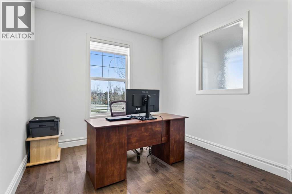 421 Auburn Bay Boulevard Se, Calgary, Alberta  T3M 0K3 - Photo 11 - A2308520