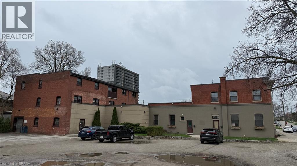 137 NELSON Street Unit# 203, Brantford, Ontario
