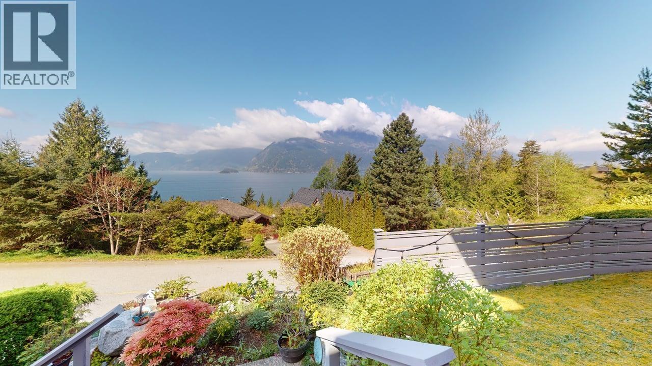 139 Furry Creek Drive, Furry Creek, British Columbia  V0N 3Z2 - Photo 23 - R3121722