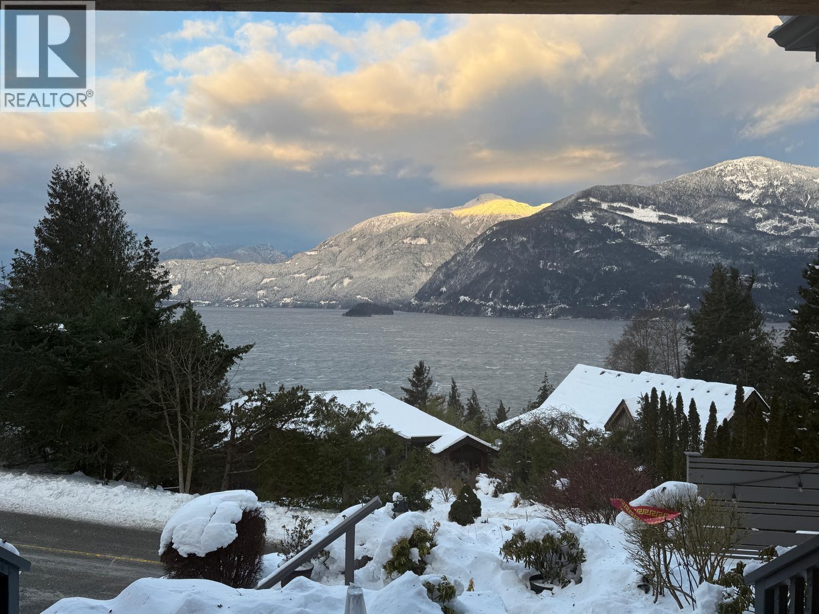 139 Furry Creek Drive, Furry Creek, British Columbia  V0N 3Z2 - Photo 39 - R3121722