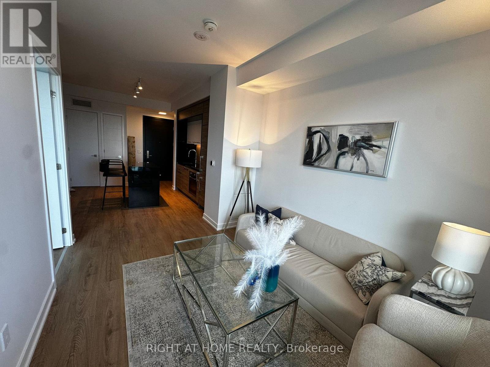 2212 - 29 Green Trail Court, Toronto, Ontario  M2K 0J9 - Photo 3 - C13108548