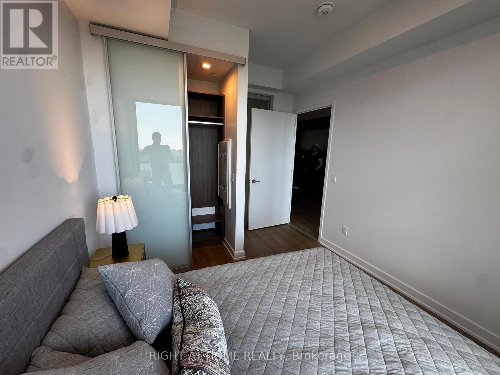2212 - 29 Green Trail Court, Toronto, Ontario  M2K 0J9 - Photo 8 - C13108548