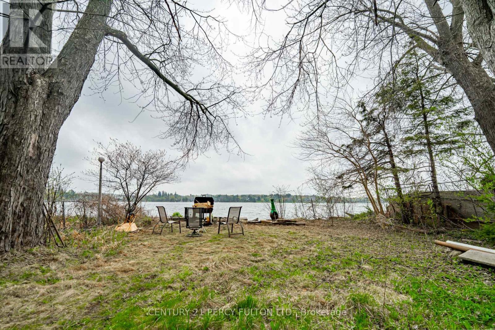595 North Lake Road, Richmond Hill, Ontario  L4E 3B9 - Photo 15 - N13103278