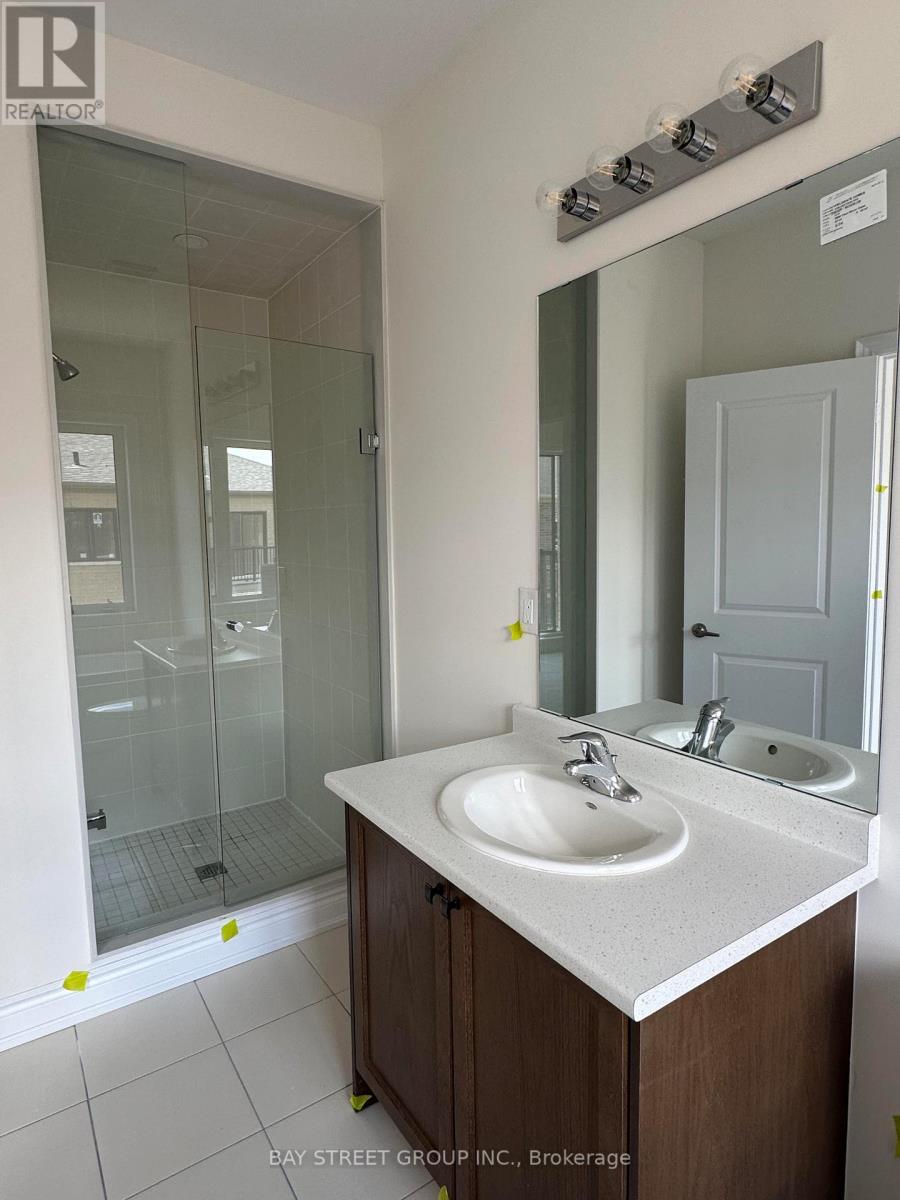 206 Tennant Circle, Vaughan, Ontario  L4H 5L4 - Photo 15 - N13108576