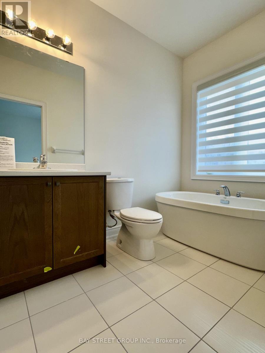 206 Tennant Circle, Vaughan, Ontario  L4H 5L4 - Photo 19 - N13108576
