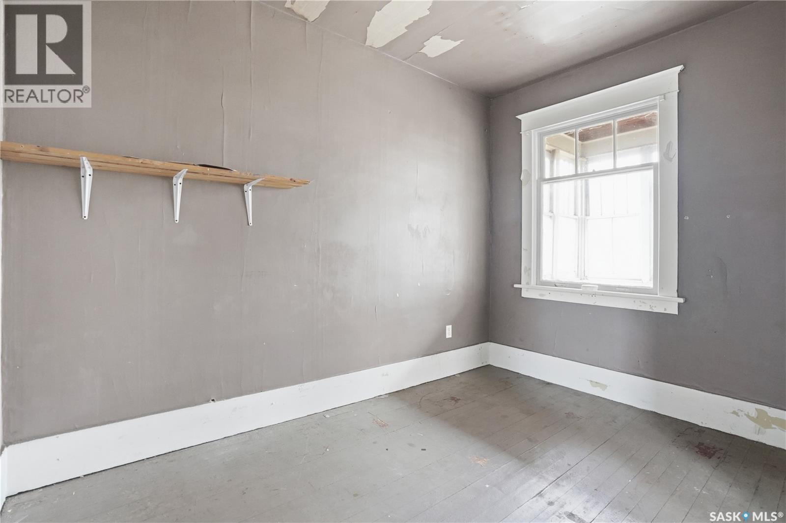 1284 3rd Avenue Ne, Moose Jaw, Saskatchewan  S6H 1G3 - Photo 17 - SK035522
