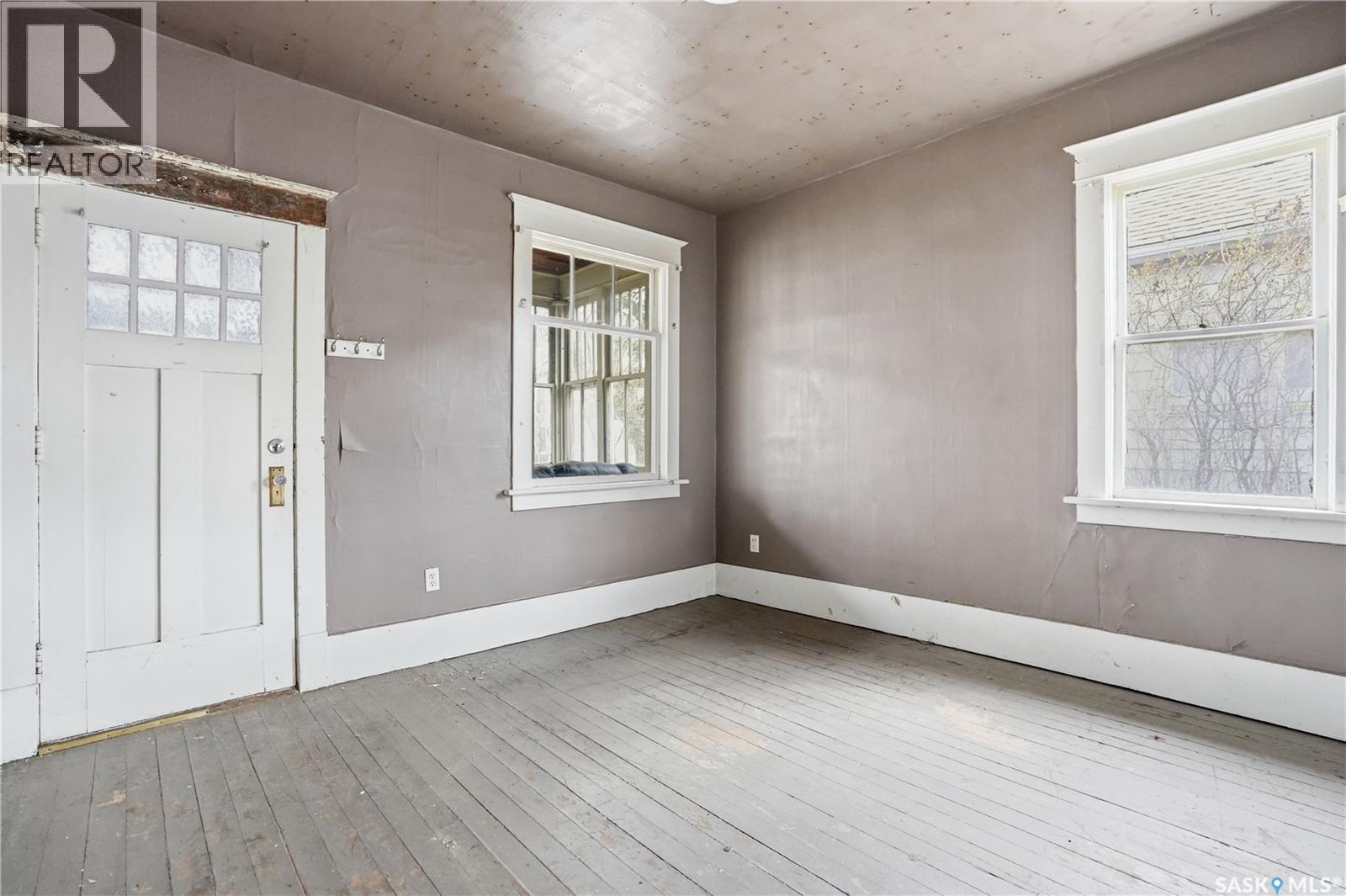 1284 3rd Avenue Ne, Moose Jaw, Saskatchewan  S6H 1G3 - Photo 8 - SK035522