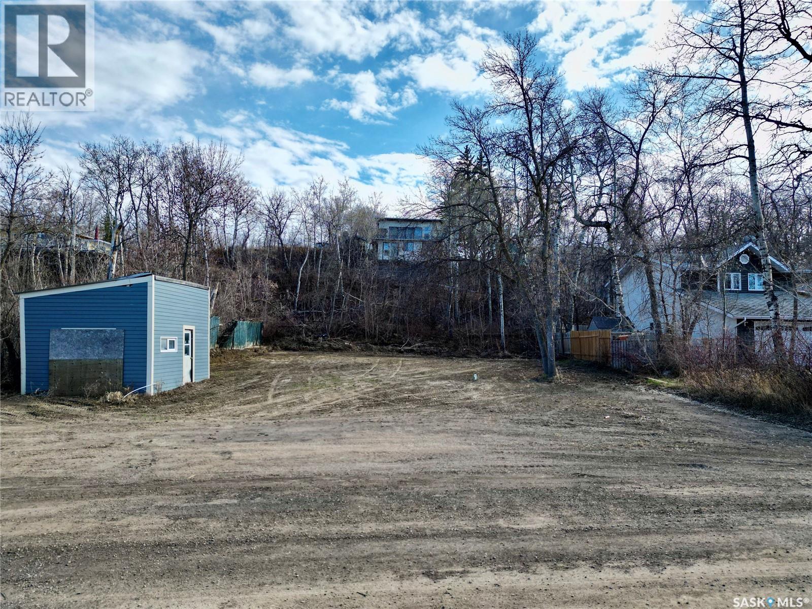 1207 6th Avenue, Regina Beach, Saskatchewan  S0G 4C0 - Photo 1 - SK035489
