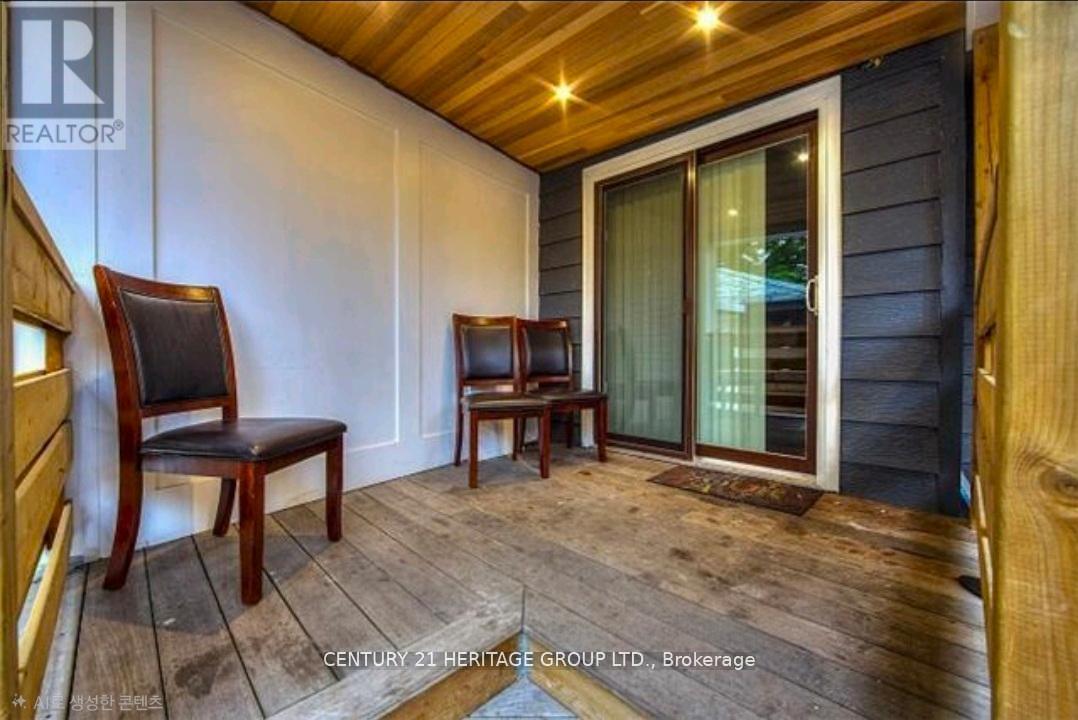 Main - 46 Mahoney Avenue, Toronto, Ontario  M6M 2H4 - Photo 13 - W13108560