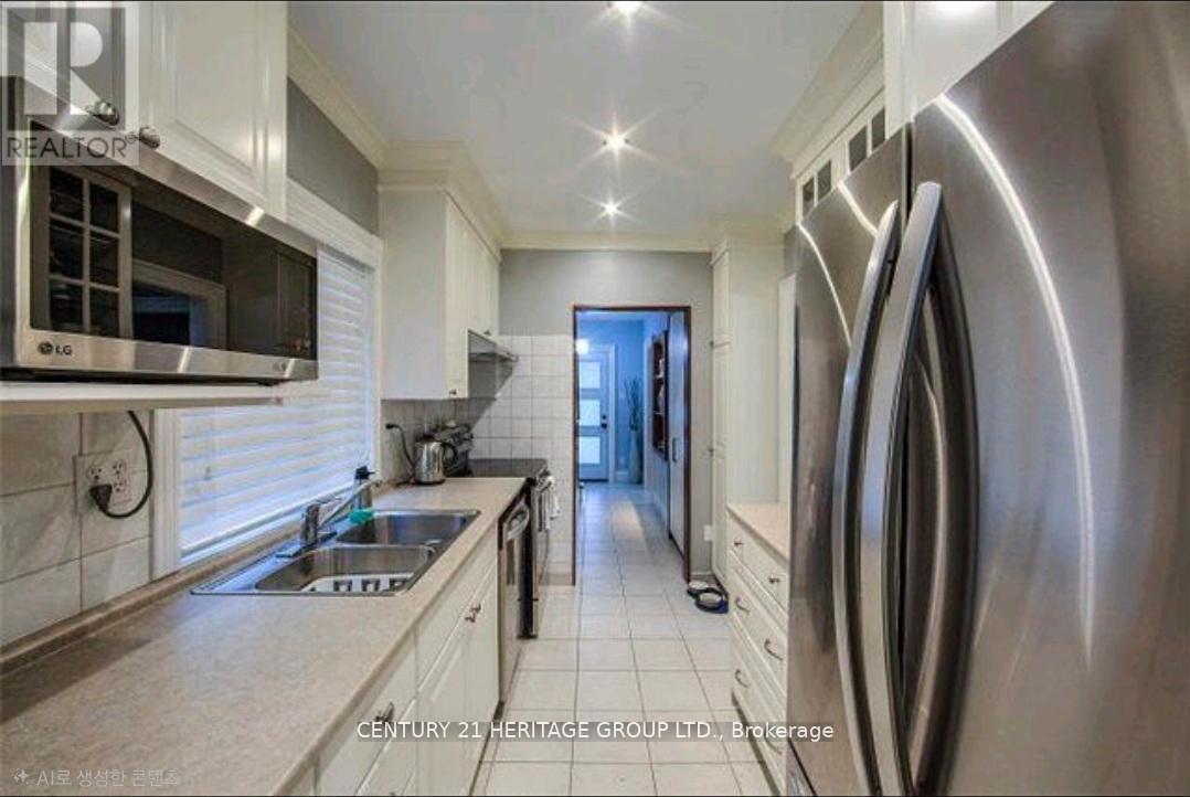 Main - 46 Mahoney Avenue, Toronto, Ontario  M6M 2H4 - Photo 2 - W13108560