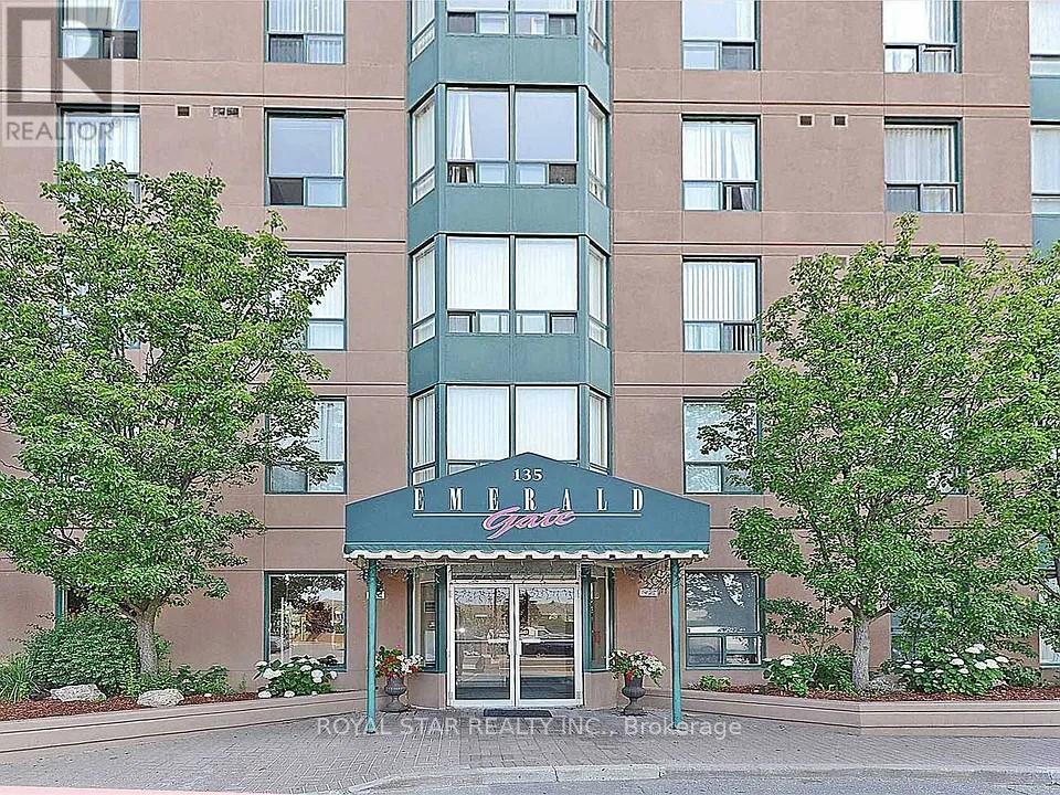 303 - 135 HILLCREST AVENUE, Mississauga, Ontario