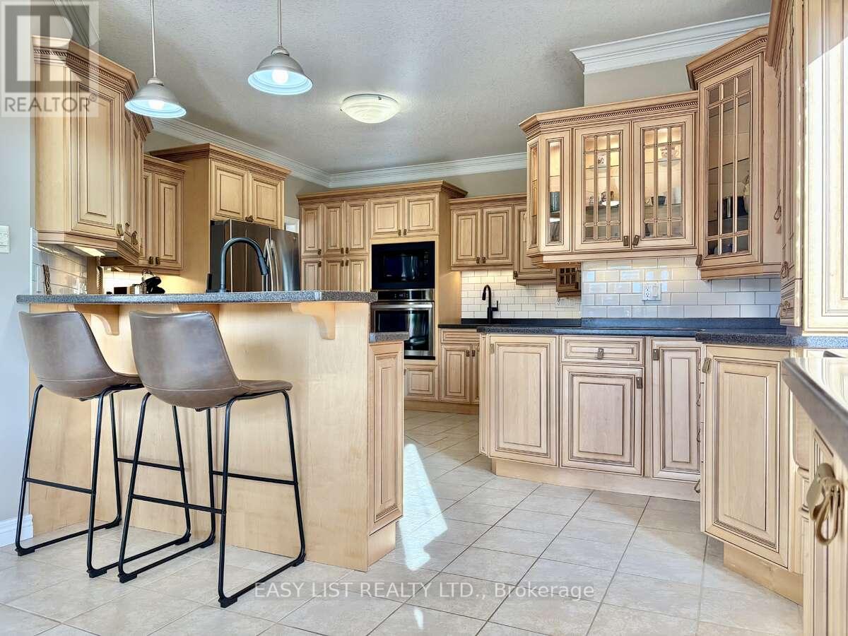1193 Thornley Street, London South, Ontario  N6K 4V5 - Photo 5 - X13108552