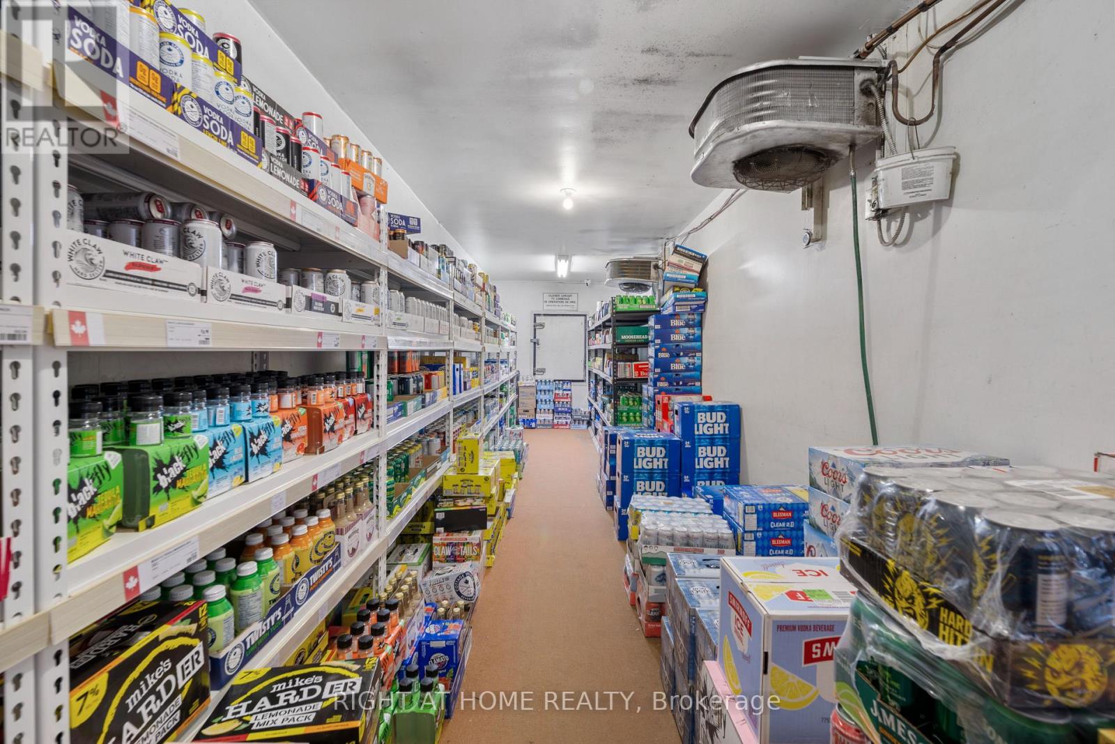 211 King Street, Unorganized Townships, Ontario  P0H 2J0 - Photo 15 - X13108564