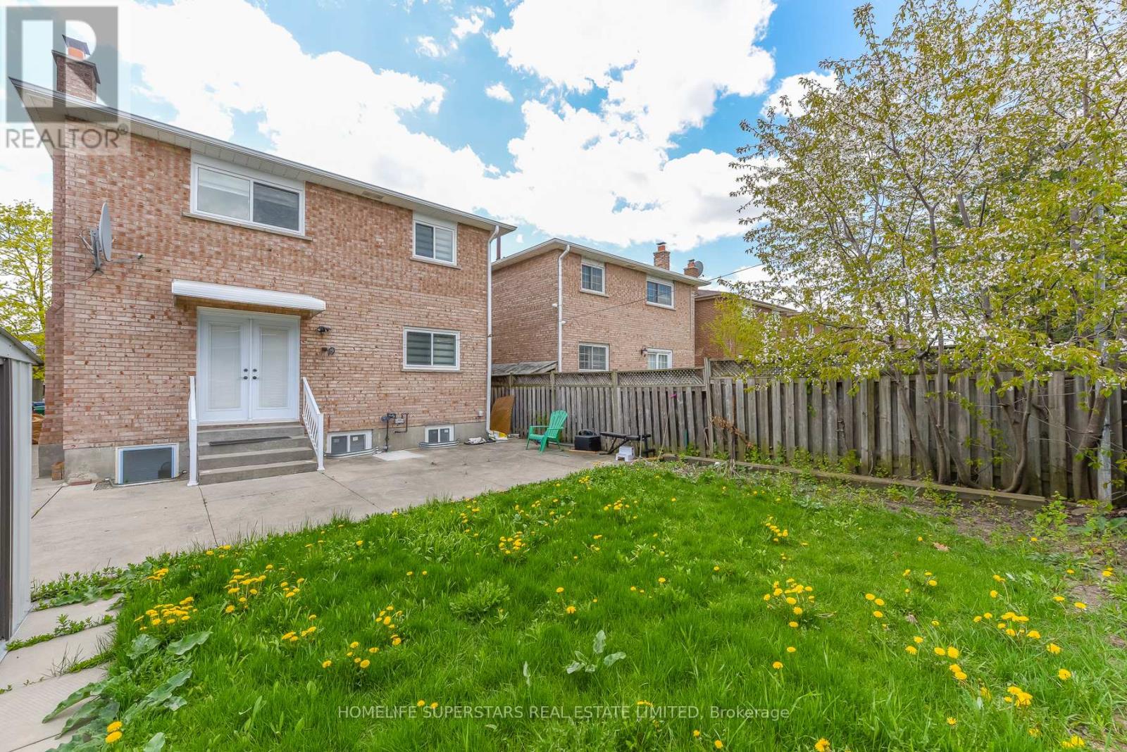 47 Jade Crescent, Brampton, Ontario  L6S 3G9 - Photo 7 - W13103014
