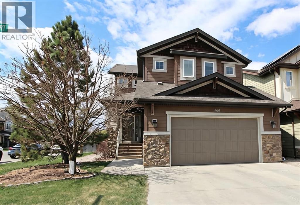 4 Auburn Sound Court SE, Calgary, Alberta