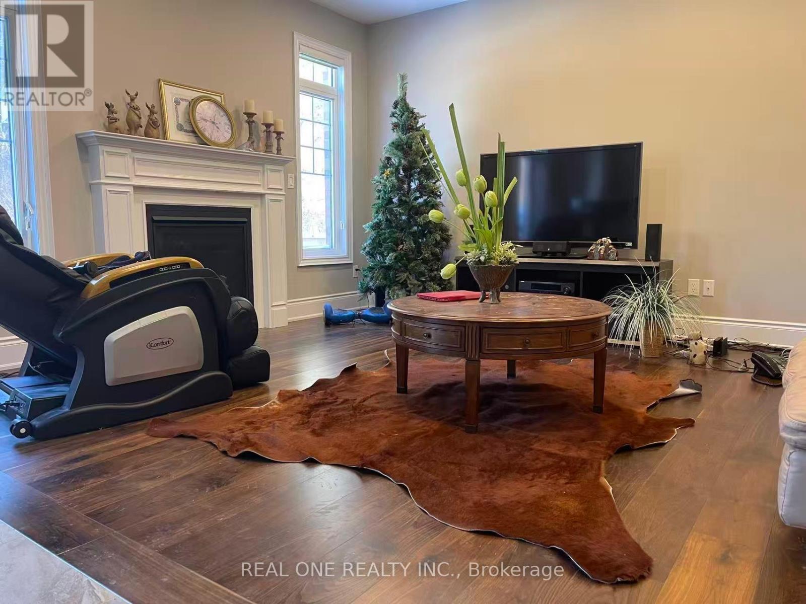 82 Warren Mcbride Crescent, Aurora, Ontario  L4G 0W4 - Photo 3 - N13108598
