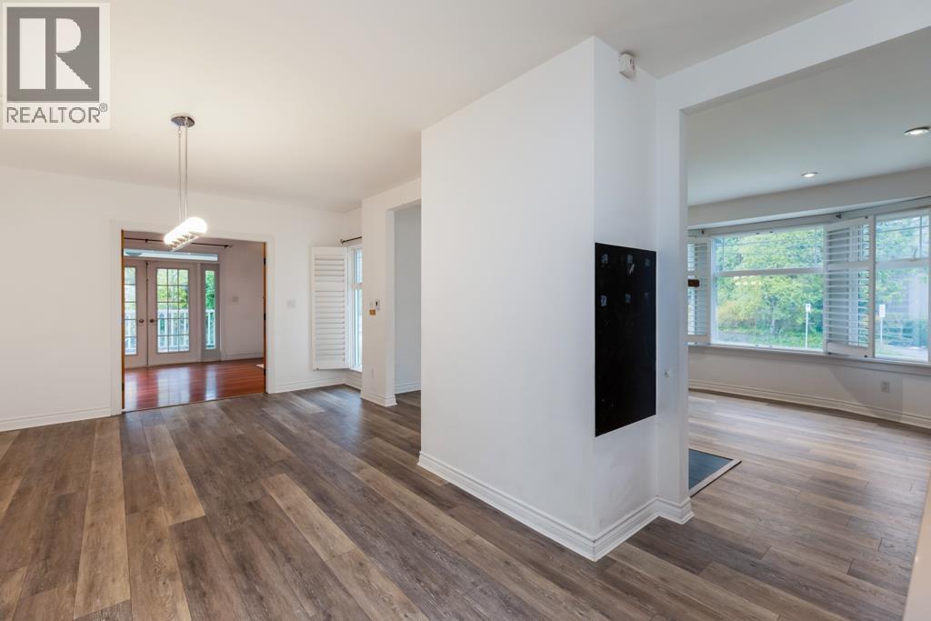 Main 5140 Sperling Avenue, Burnaby, British Columbia  V5E 2T4 - Photo 12 - R3120084