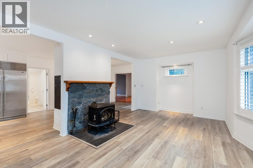 Main 5140 Sperling Avenue, Burnaby, British Columbia  V5E 2T4 - Photo 7 - R3120084