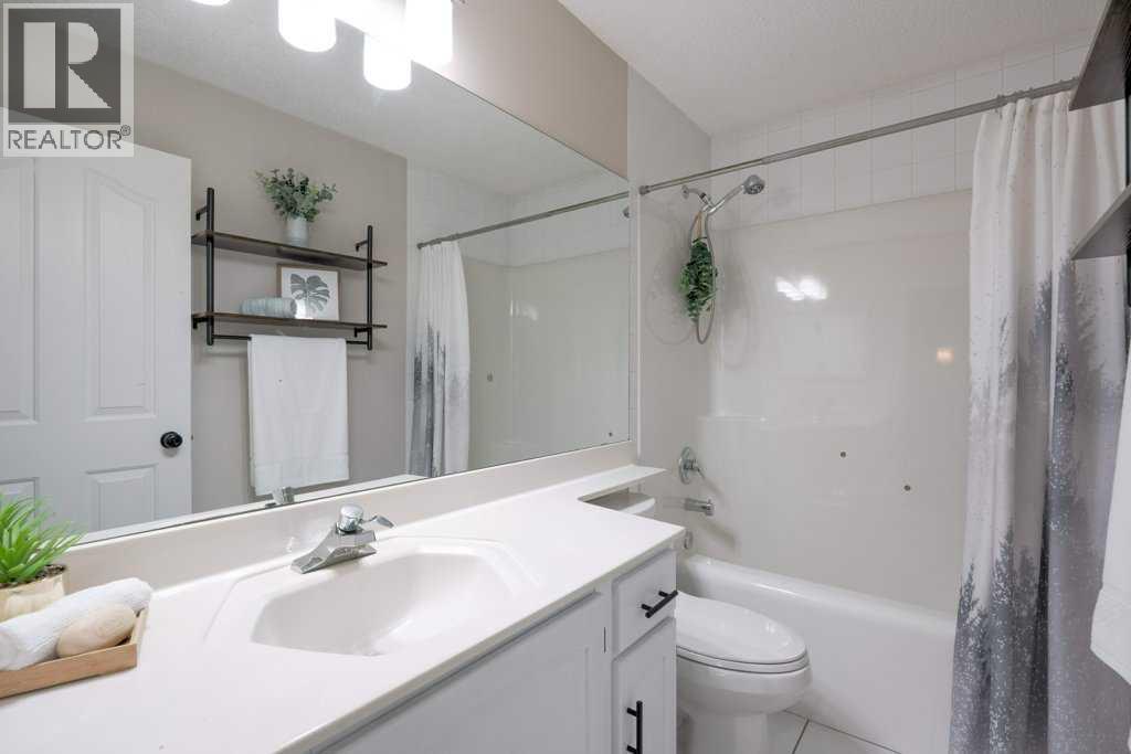 121 Chaparral Way Se, Calgary, Alberta  T2X 3J9 - Photo 31 - A2309444