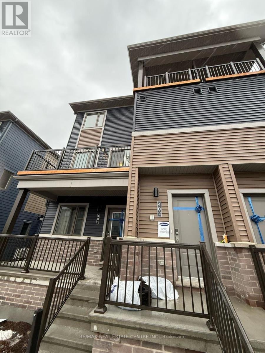 402 PARNIAN PVT PRIVATE, Ottawa, Ontario