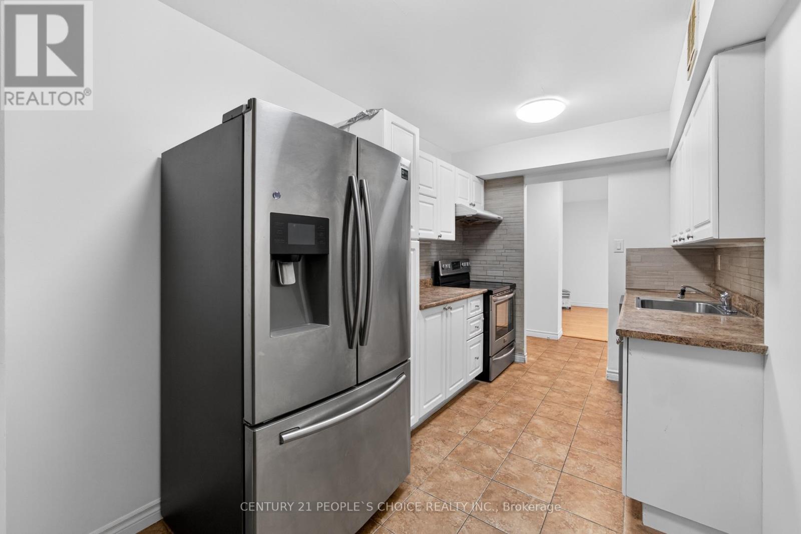 702 - 390 Dixon Road, Toronto, Ontario  M9R 1T4 - Photo 12 - W13105848
