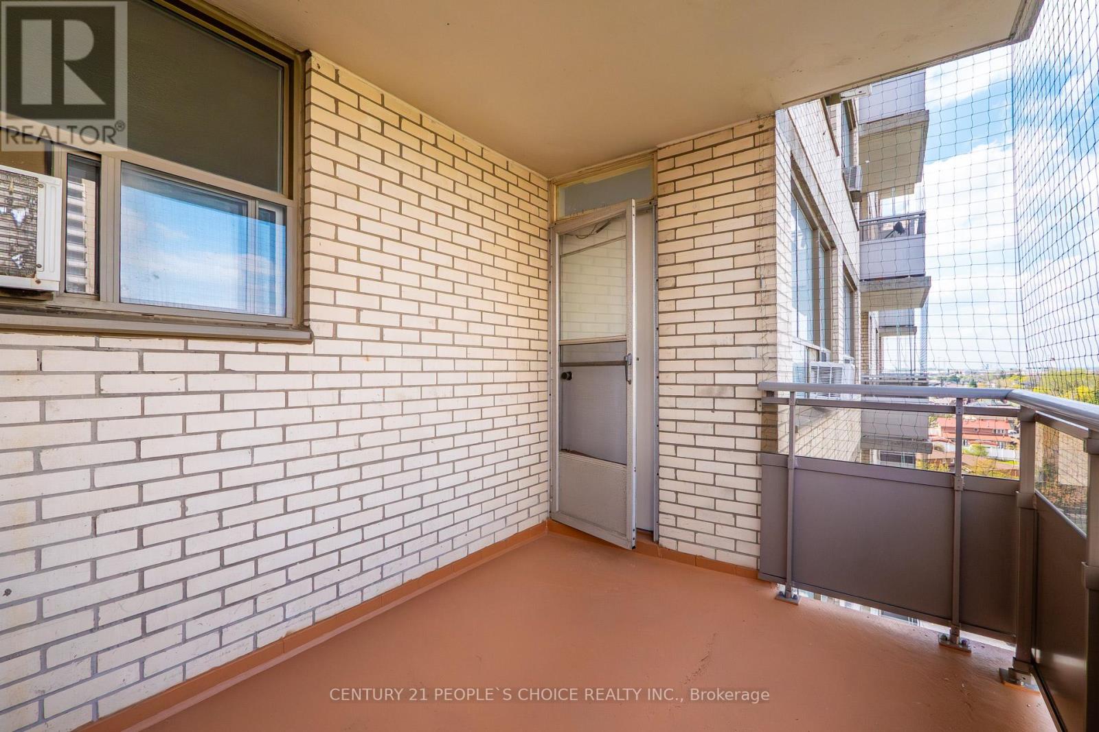 702 - 390 Dixon Road, Toronto, Ontario  M9R 1T4 - Photo 34 - W13105848