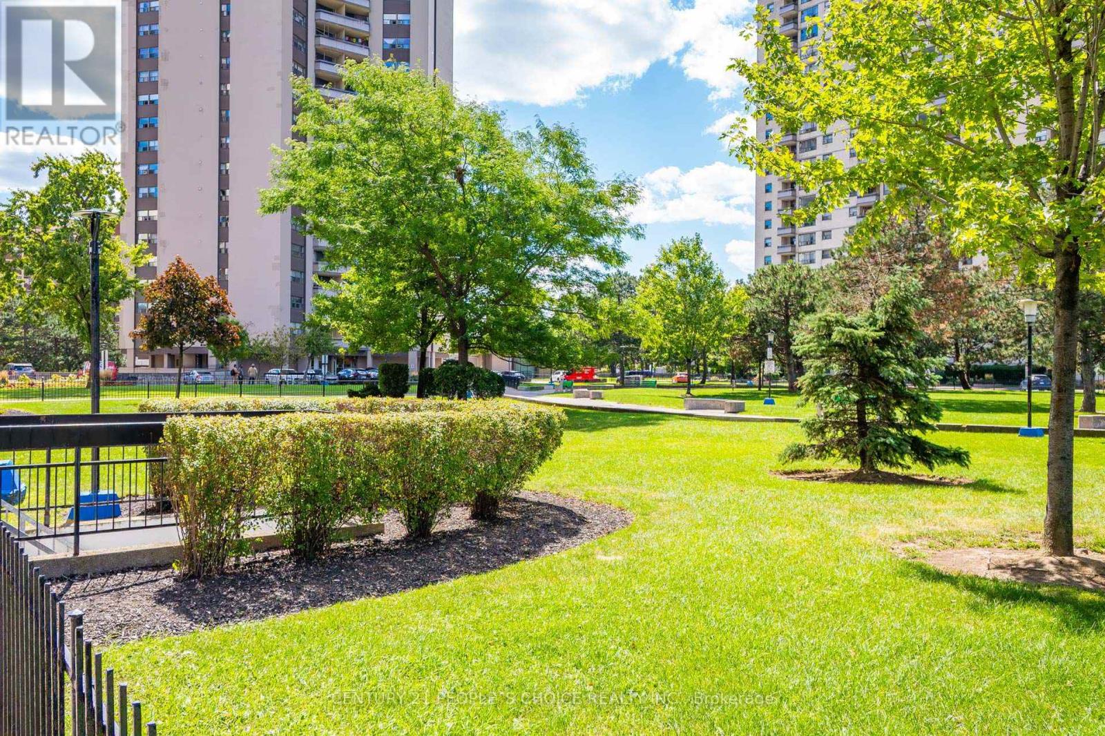 702 - 390 Dixon Road, Toronto, Ontario  M9R 1T4 - Photo 36 - W13105848