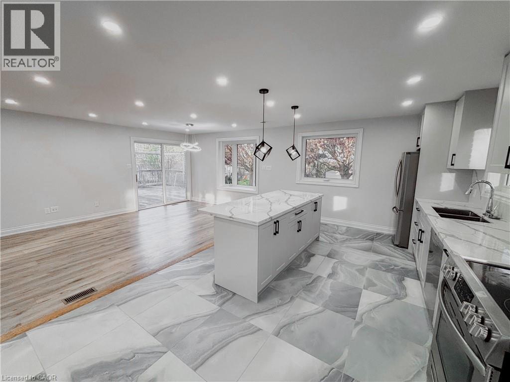 15 Westchester Place Unit# Upper, Kitchener, Ontario  N2B 3M6 - Photo 6 - 40827999