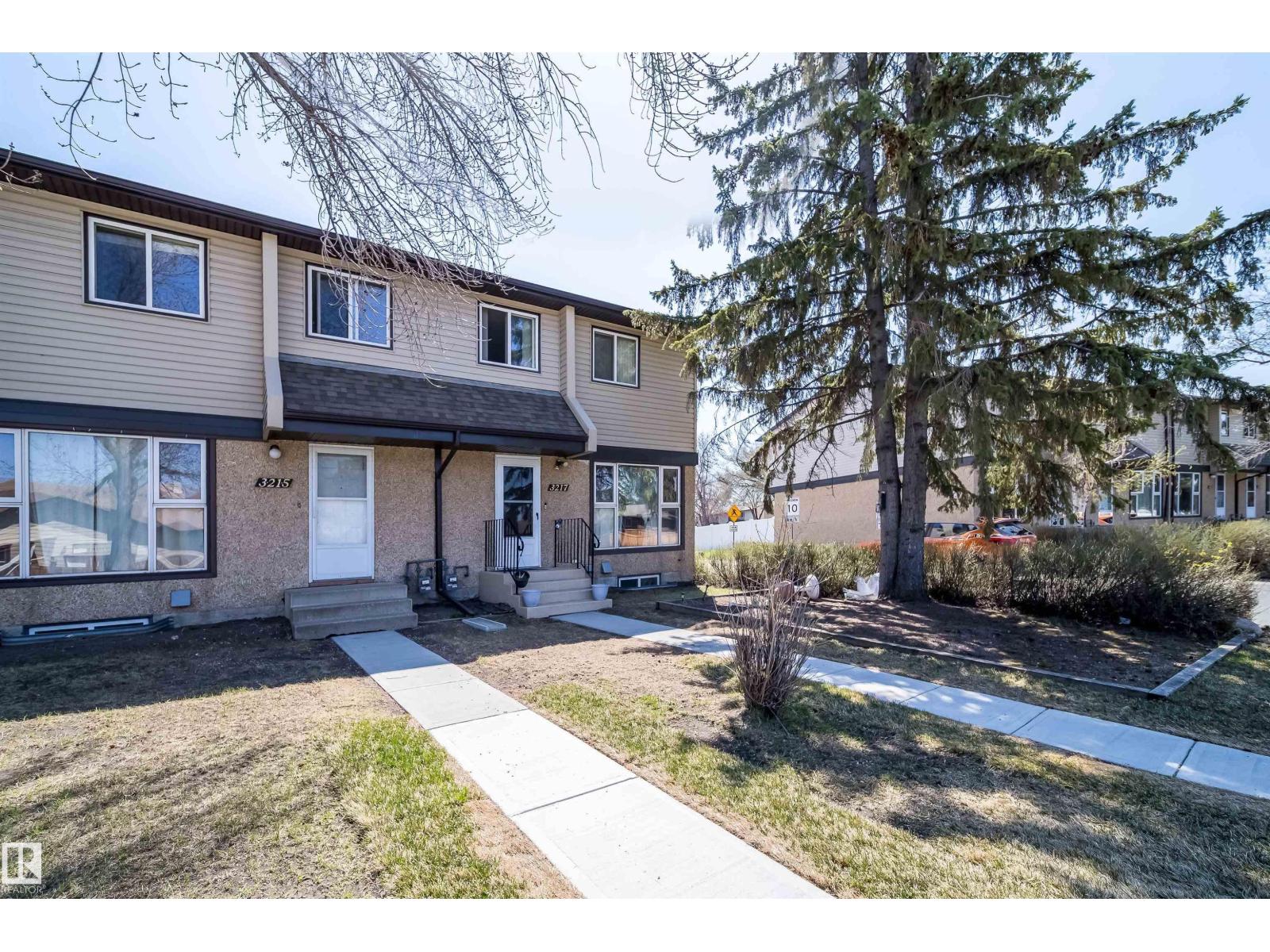 3217 142 Av Nw Nw, Edmonton, Alberta  T5Y 1H9 - Photo 2 - E4486917