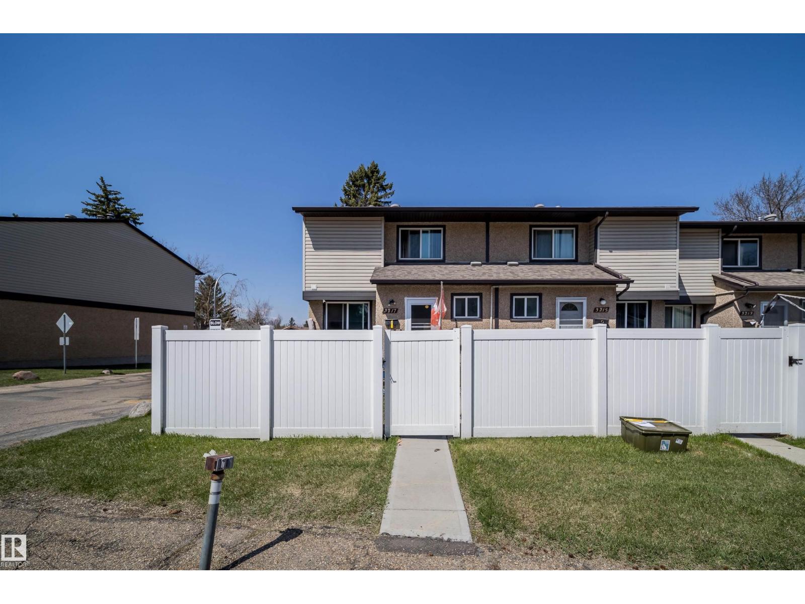3217 142 Av Nw Nw, Edmonton, Alberta  T5Y 1H9 - Photo 8 - E4486917