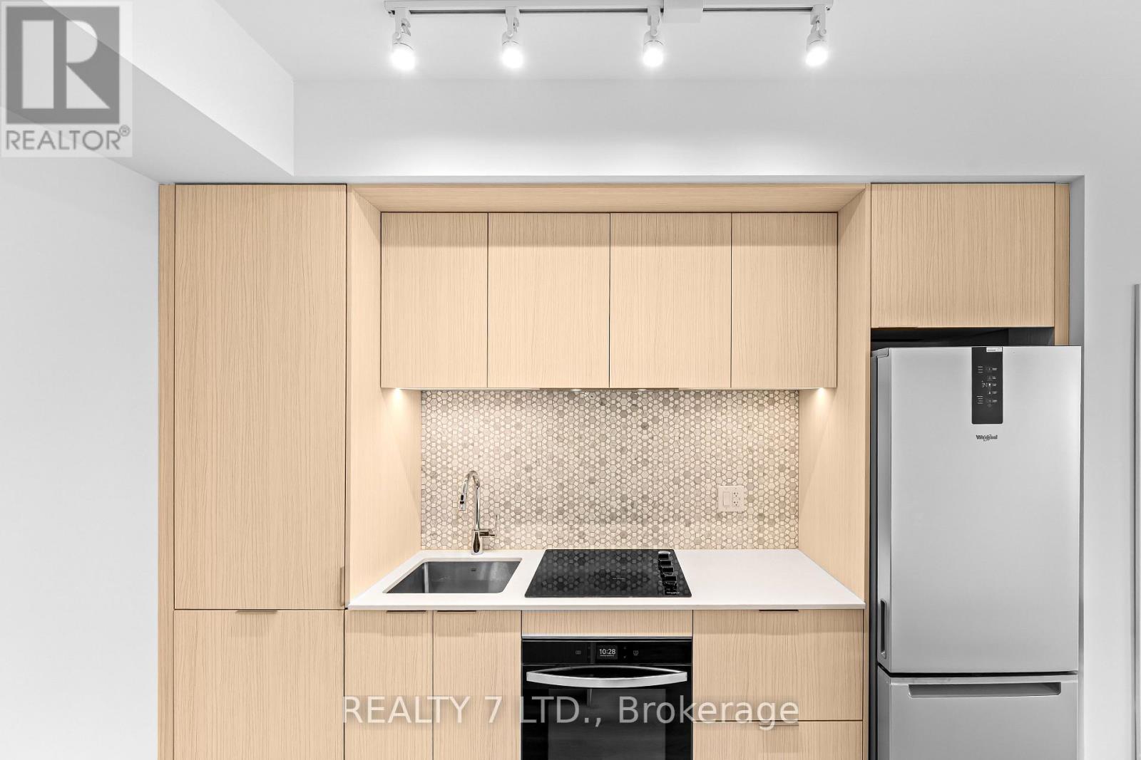 4107 - 395 Square One Drive, Mississauga (City Centre), Ontario  L5B 0P6 - Photo 7 - W13108624