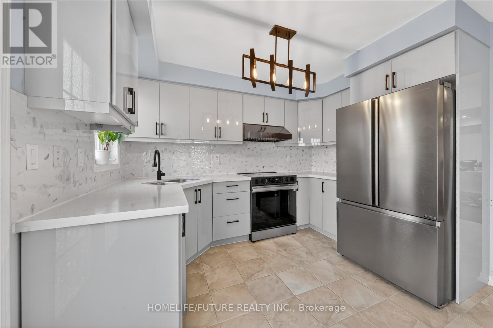 128 Barnham Street, Ajax, Ontario  L1Z 0K7 - Photo 15 - E13108636