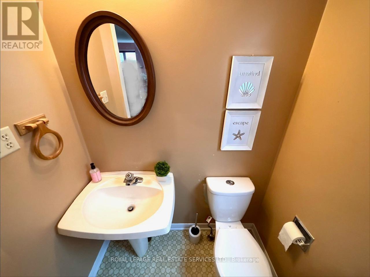 23 Stockbridge Crescent, Ajax, Ontario  L1T 2H2 - Photo 6 - E13108638