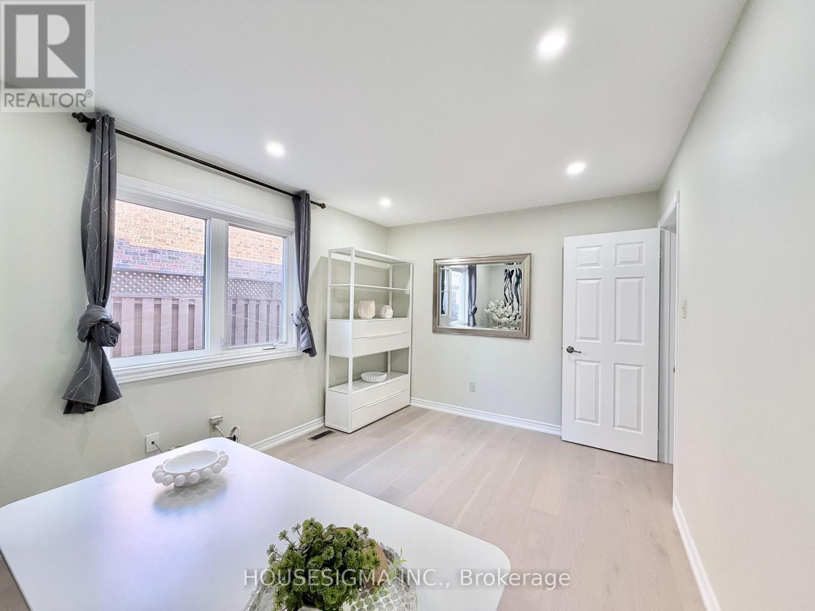 1404 Will Scarlett Drive, Oakville, Ontario  L6J 6S6 - Photo 21 - W13051438