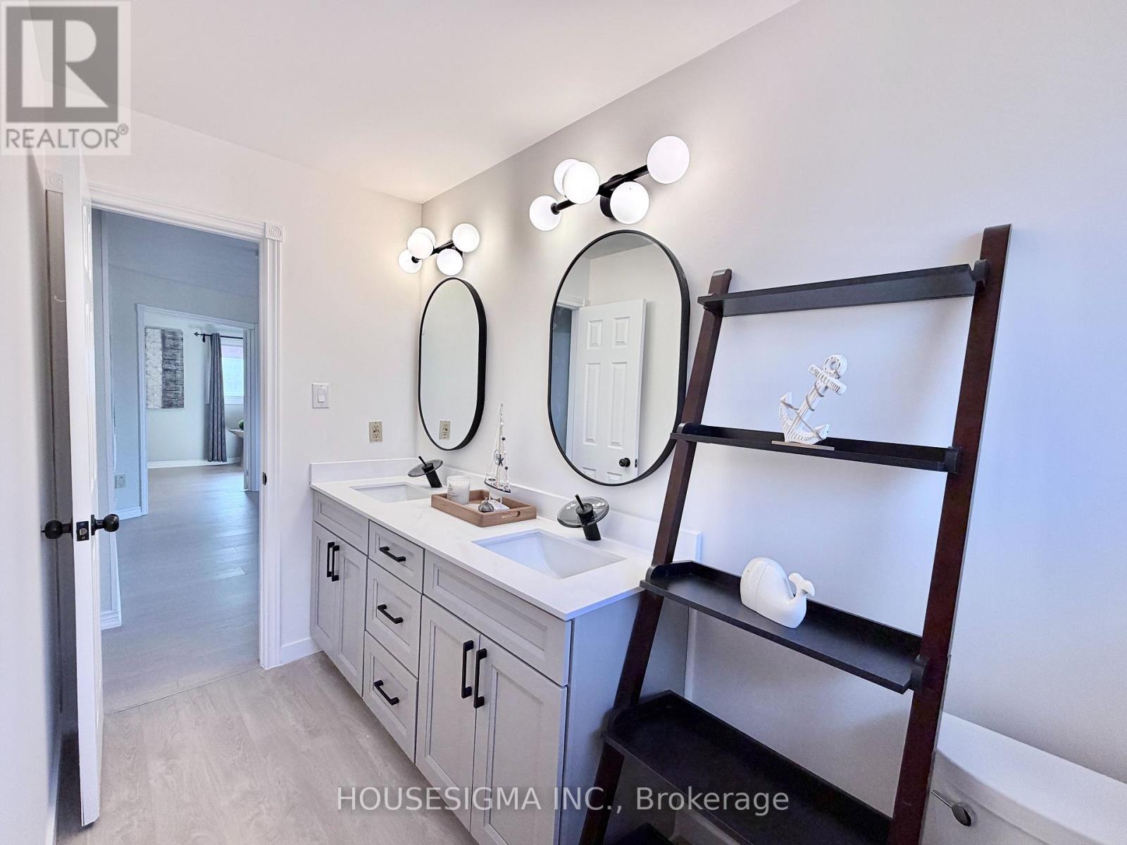 1404 Will Scarlett Drive, Oakville, Ontario  L6J 6S6 - Photo 33 - W13051438