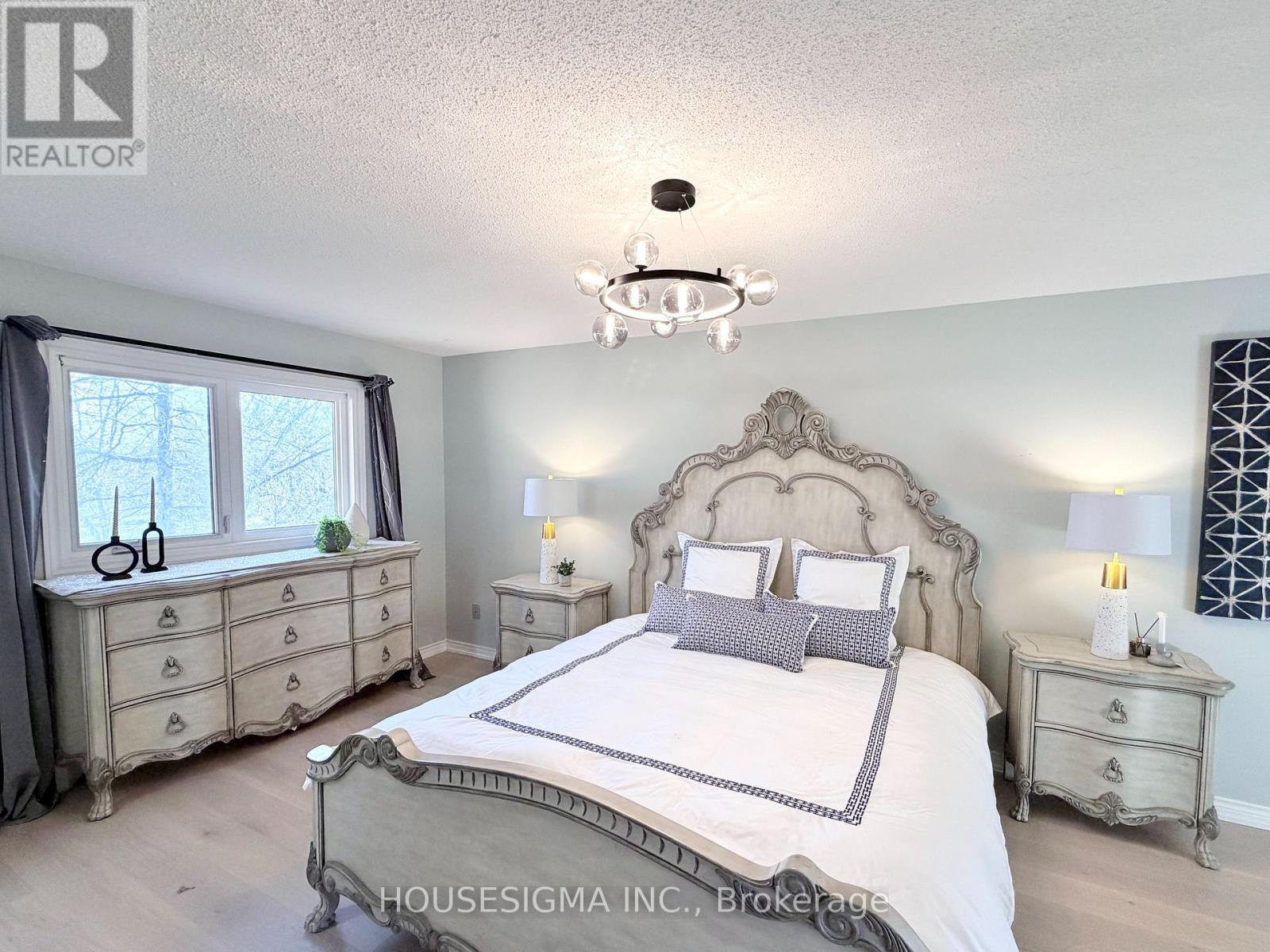 1404 Will Scarlett Drive, Oakville, Ontario  L6J 6S6 - Photo 25 - W13051438