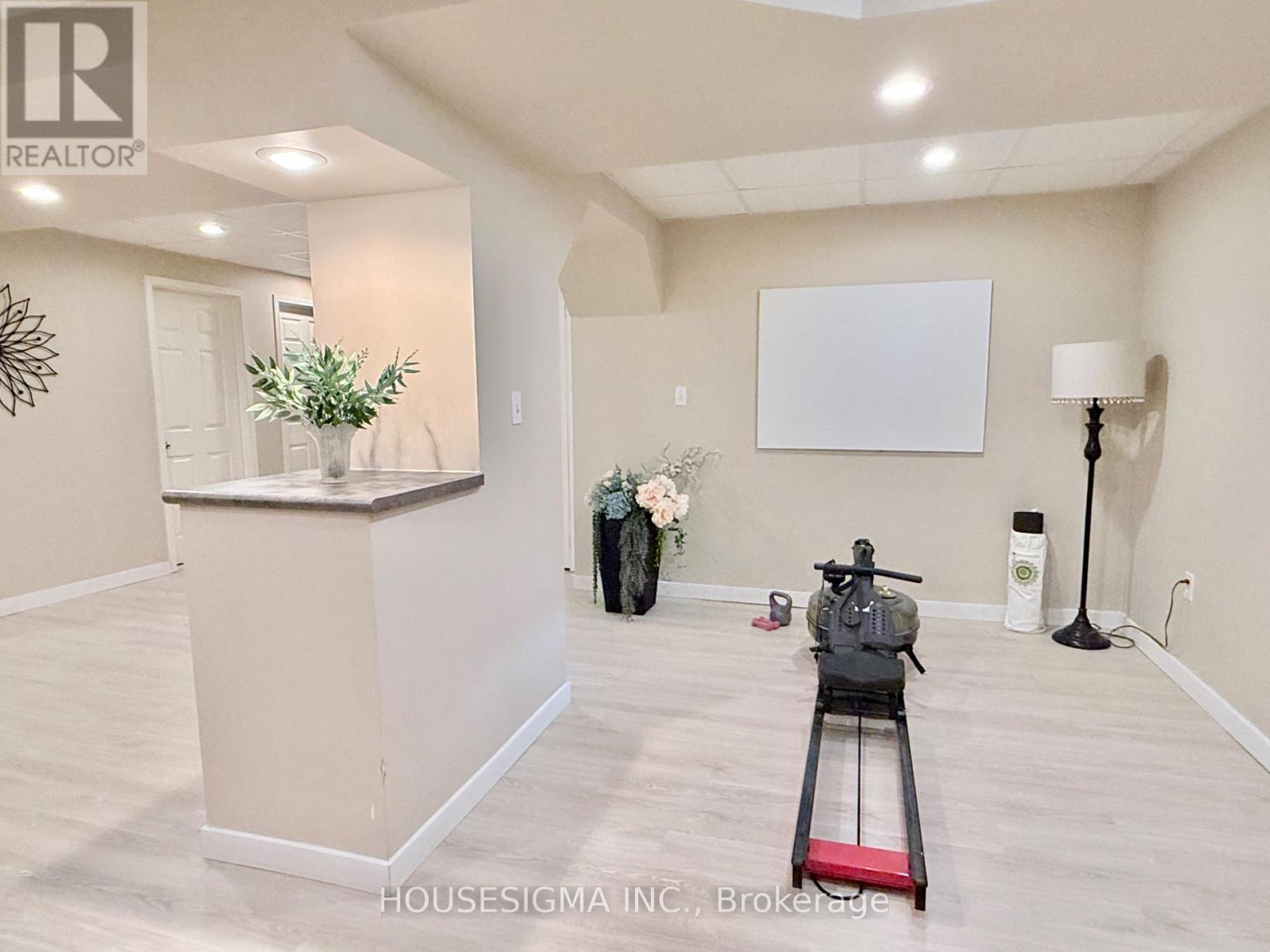 1404 Will Scarlett Drive, Oakville, Ontario  L6J 6S6 - Photo 42 - W13051438