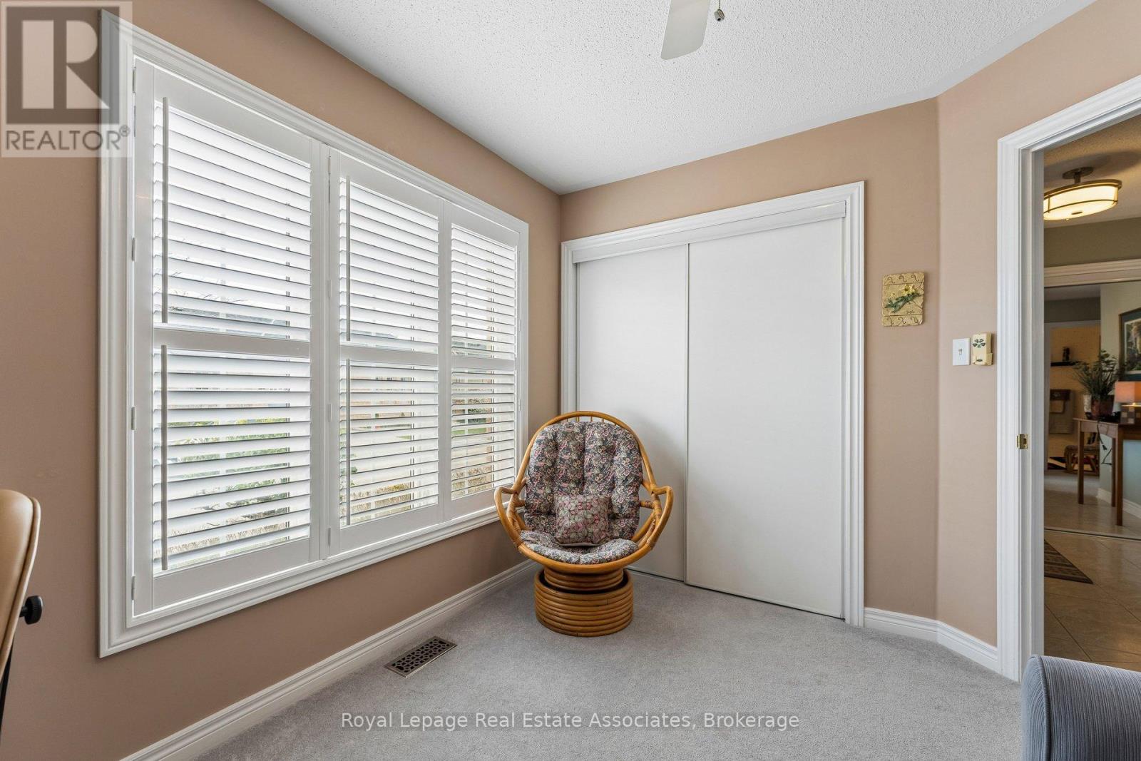 9 Falconwood Place, Brampton, Ontario  L6R 3J3 - Photo 10 - W13108640