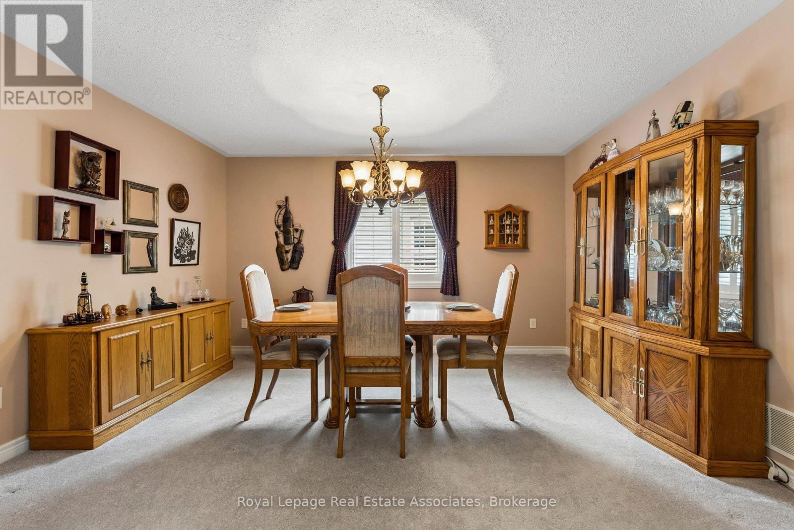 9 Falconwood Place, Brampton, Ontario  L6R 3J3 - Photo 12 - W13108640