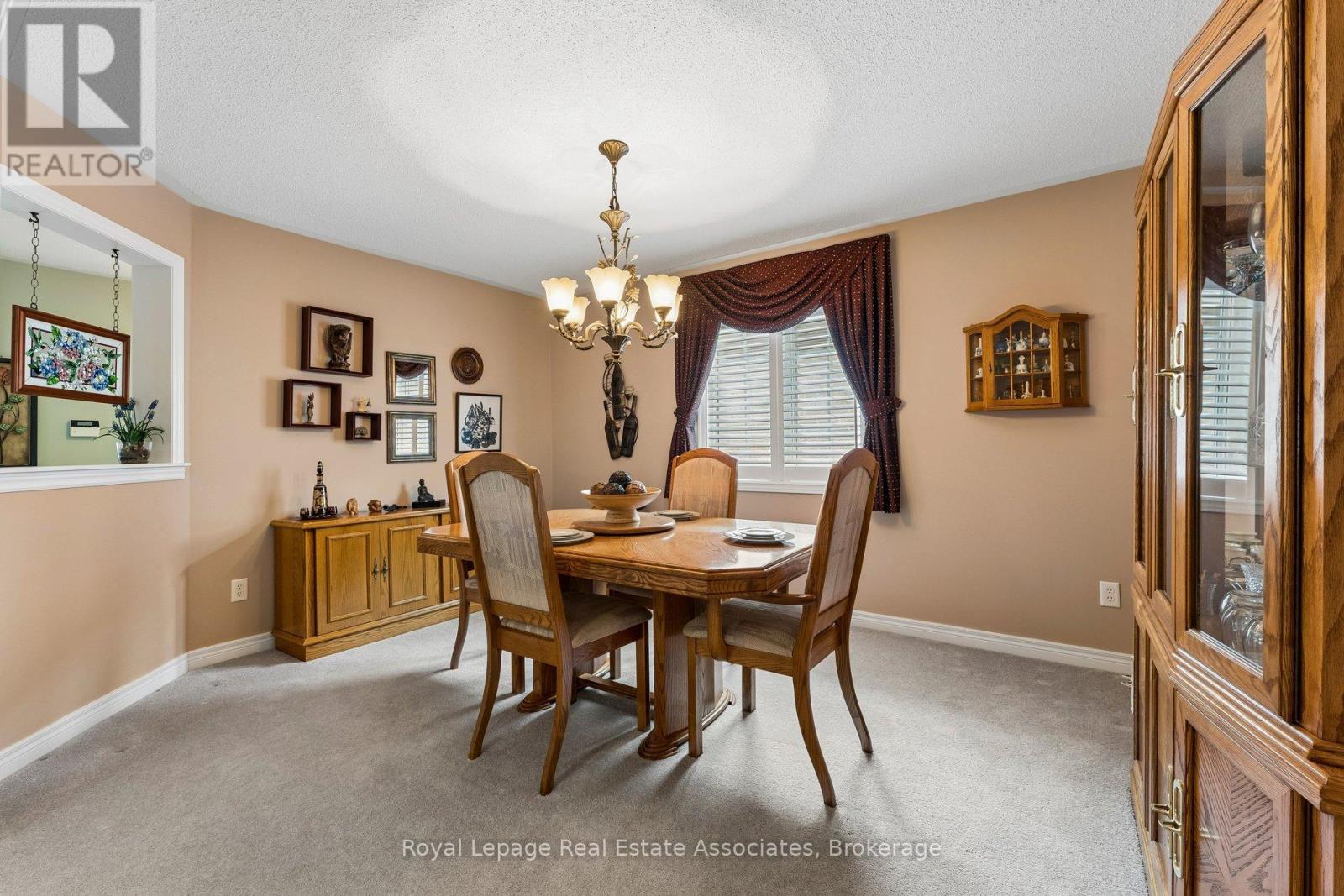 9 Falconwood Place, Brampton, Ontario  L6R 3J3 - Photo 13 - W13108640