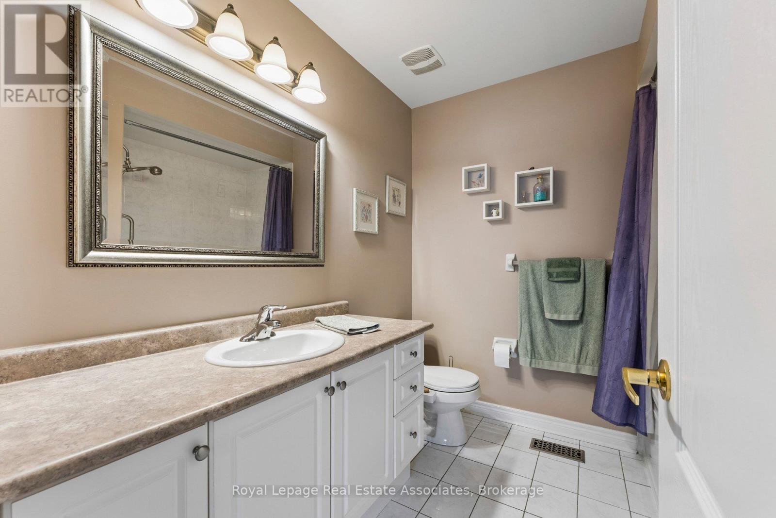 9 Falconwood Place, Brampton, Ontario  L6R 3J3 - Photo 31 - W13108640
