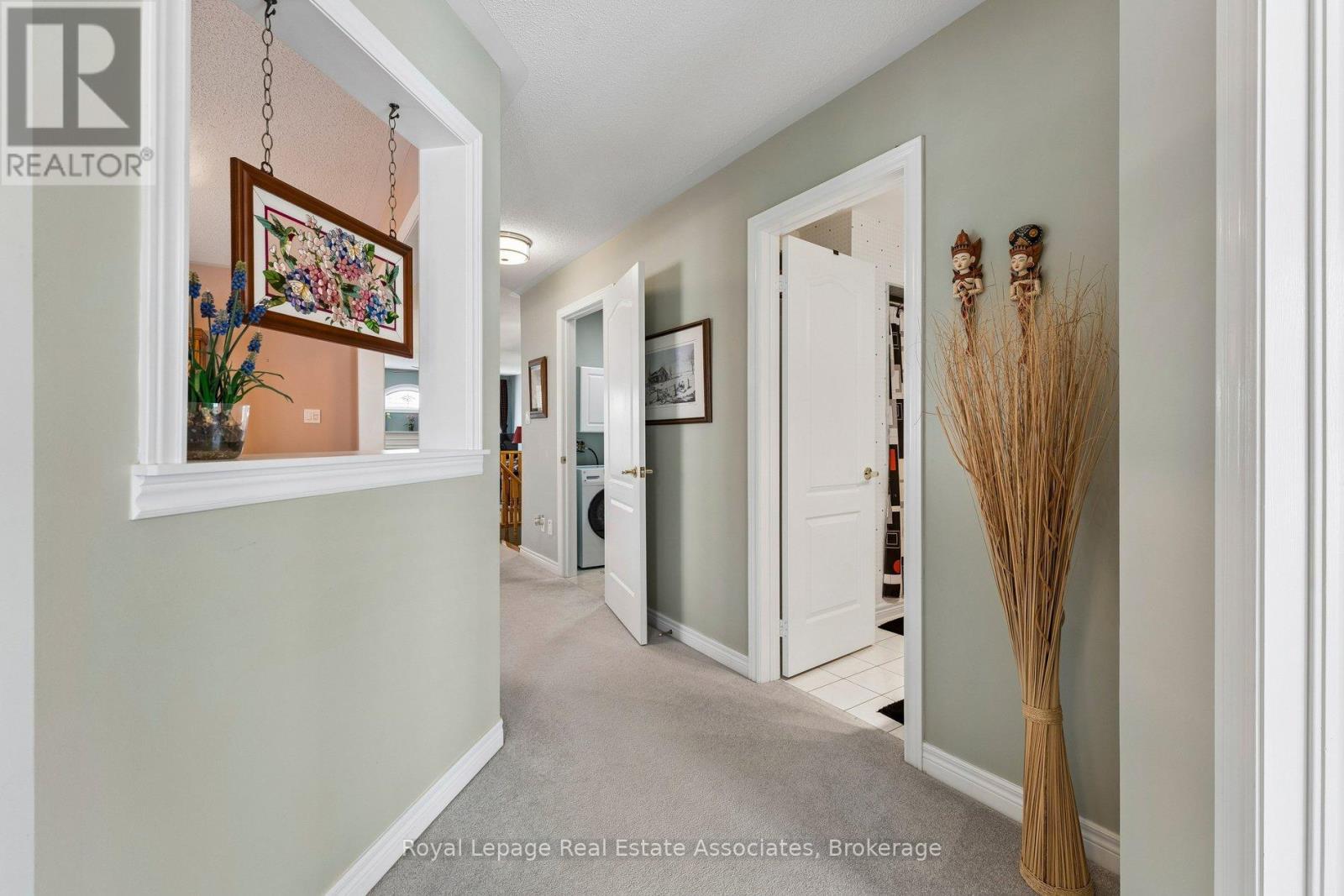 9 Falconwood Place, Brampton, Ontario  L6R 3J3 - Photo 8 - W13108640