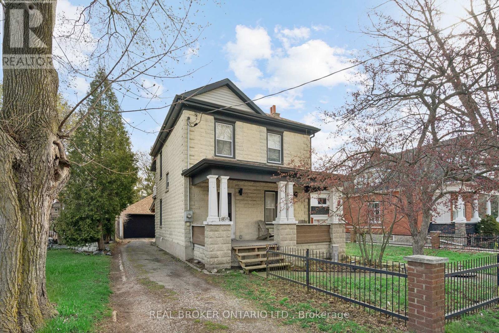 855 Hamilton Street, Cambridge, Ontario  N3H 3E7 - Photo 2 - X13108620