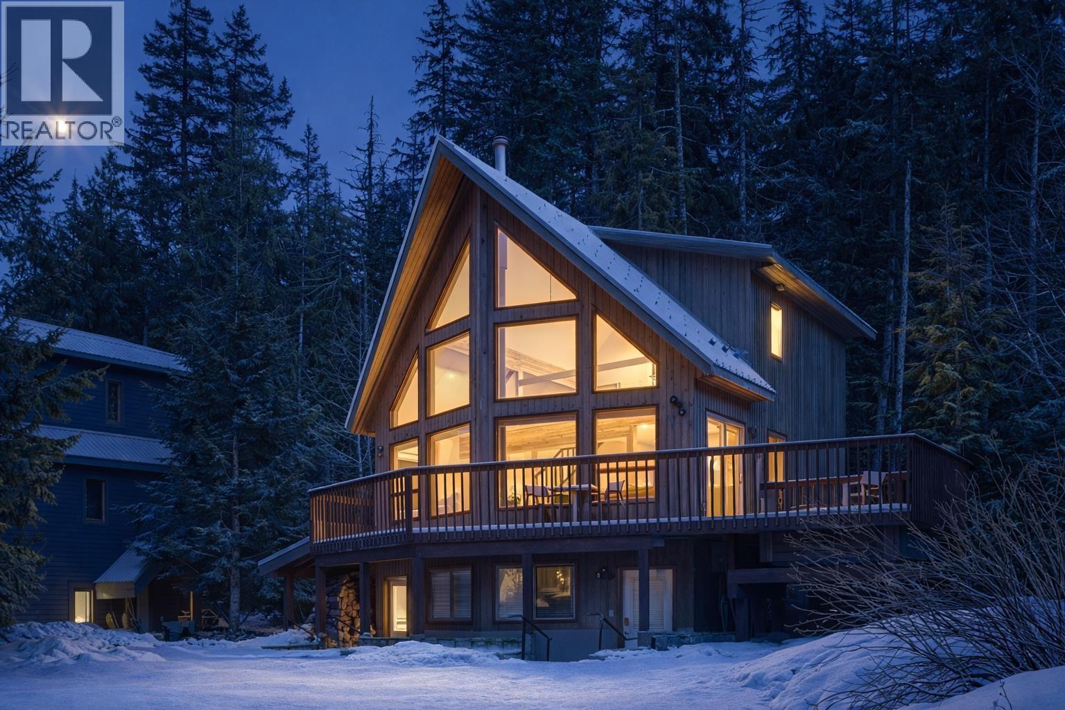 2748 COYOTE PLACE, Whistler, British Columbia