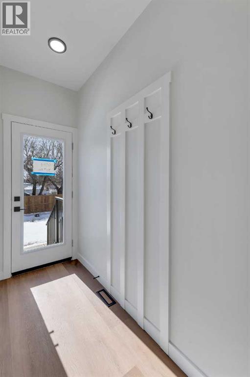 4307 30 Avenue SW, Calgary, Alberta  T3E 0T5 - Photo 19 - A2293044