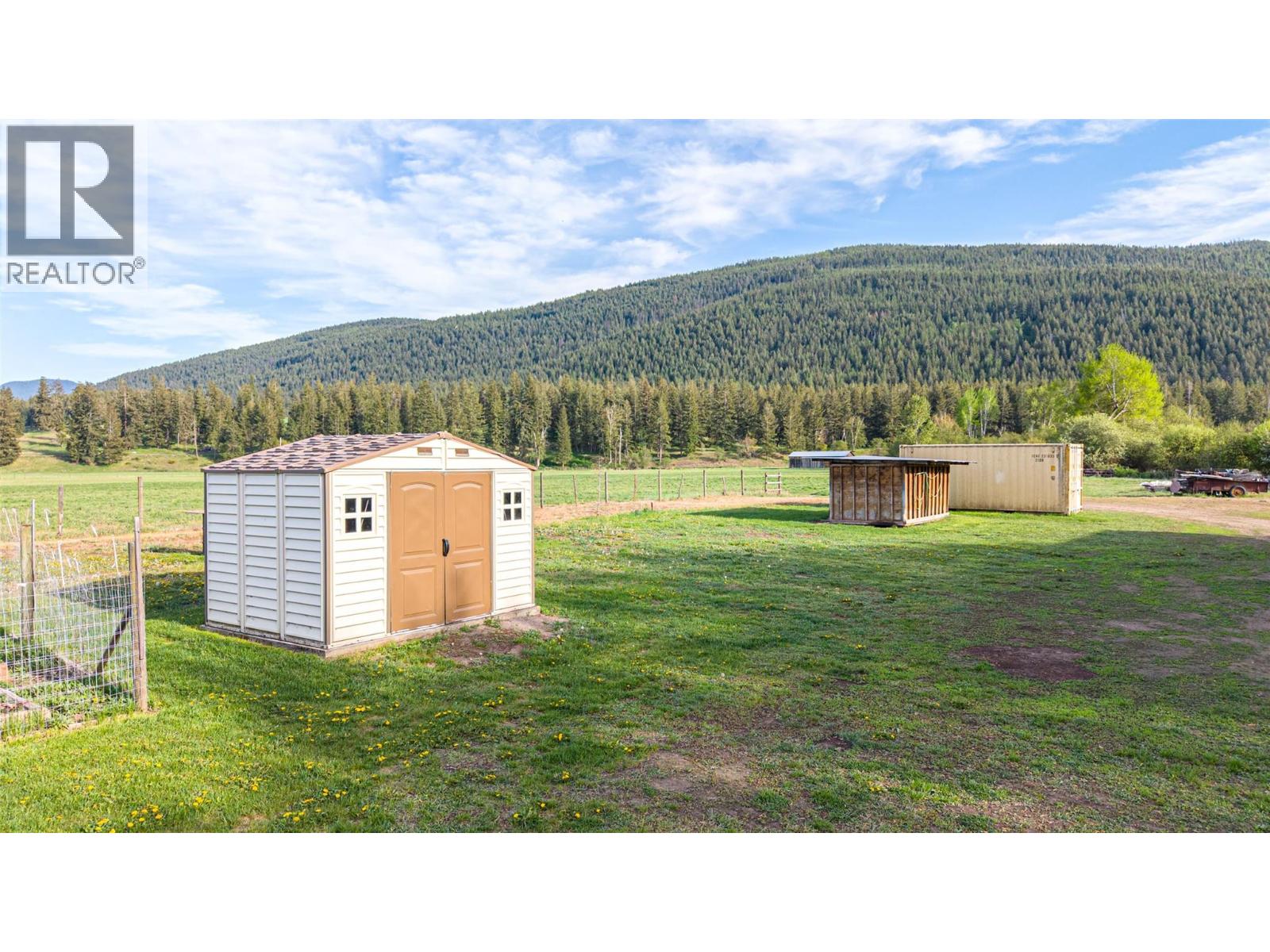 64 Bloom Road, Lumby, British Columbia  V0E 2G7 - Photo 13 - 10378515