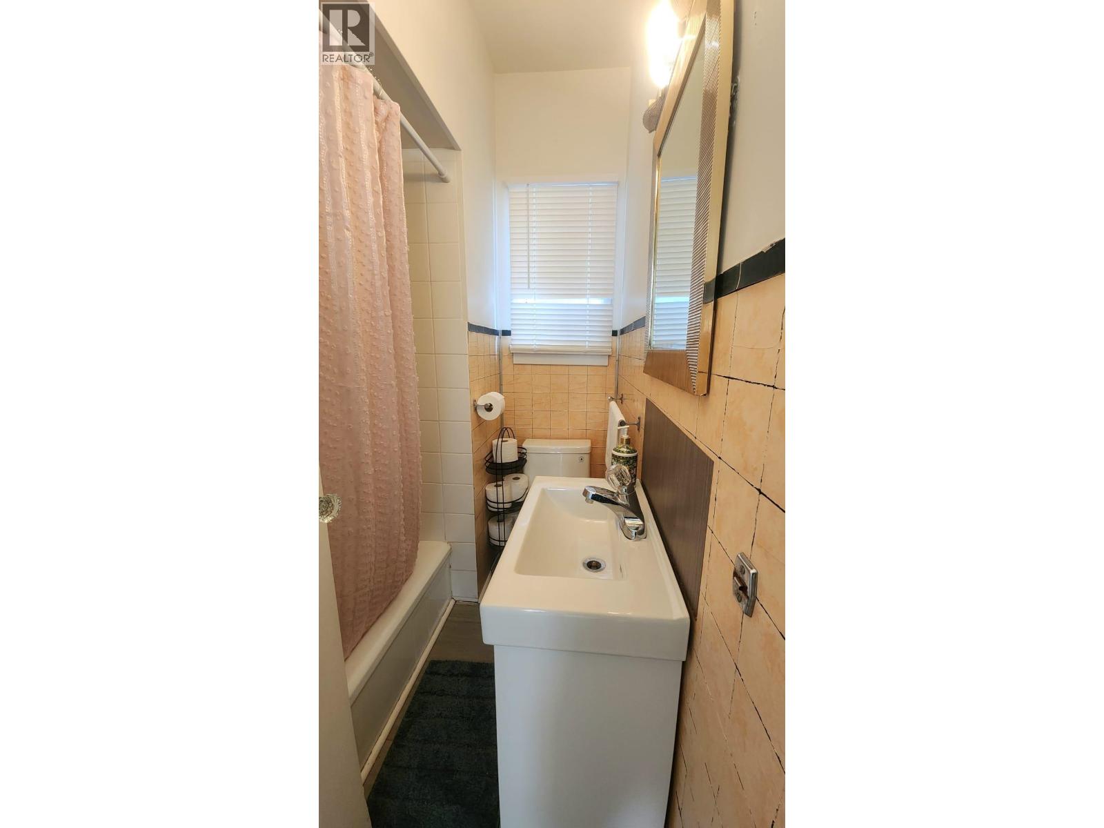 3142 W 2nd Avenue, Vancouver, British Columbia  V6K 1K6 - Photo 9 - R3121728