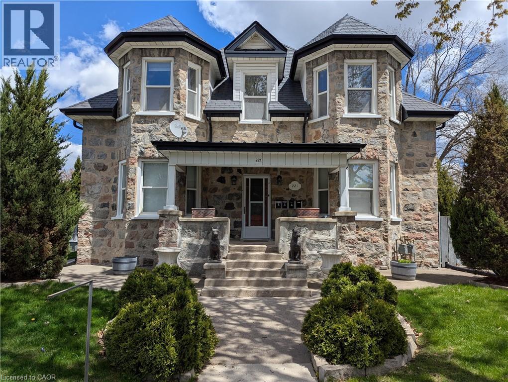 221 DUNDAS Street N Unit# 3, Cambridge, Ontario